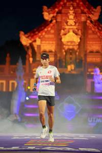 BIB: 102, 044
                            <button type="button" onclick="openModal(22468186)" class="btn btn-primary btn-sm float-right btn-popup" data-toggle="modal" data-target=".modal-high-quality">
                        <i class="fas fa-shopping-cart"></i> Add to Cart
                    </button>
                                            <button type="button" onclick="isThisMe(22468186, true)" class="btn btn-success btn-sm float-right btn-popup btn-isme hidden" data-toggle="tooltip" data-placement="bottom" title="นี่คือรูปของคุณใช่ไหม คลิกที่นี่เพื่อเอาเข้าอัลบั้ม">
                        <i class="fas fa-plus"></i> Add to album
                    </button>
                    <button type="button" onclick="isThisMe(22468186, false)" class="btn btn-warning btn-sm float-right btn-popup btn-isnotme hidden">
                        <i class="fas fa-ban"></i> Remove from album
                    </button>